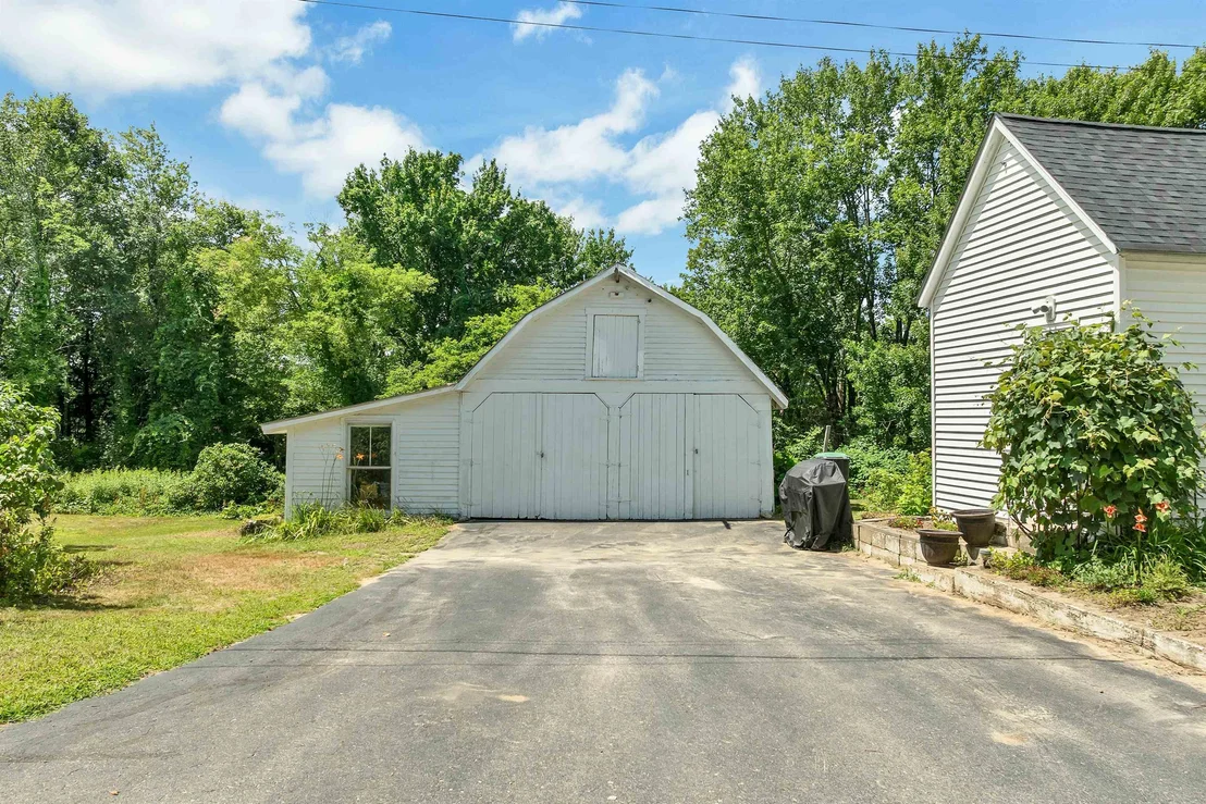 Photo of 11 Lepage