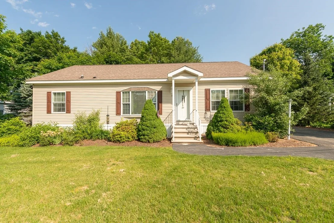 Photo of 6 Mapleshade