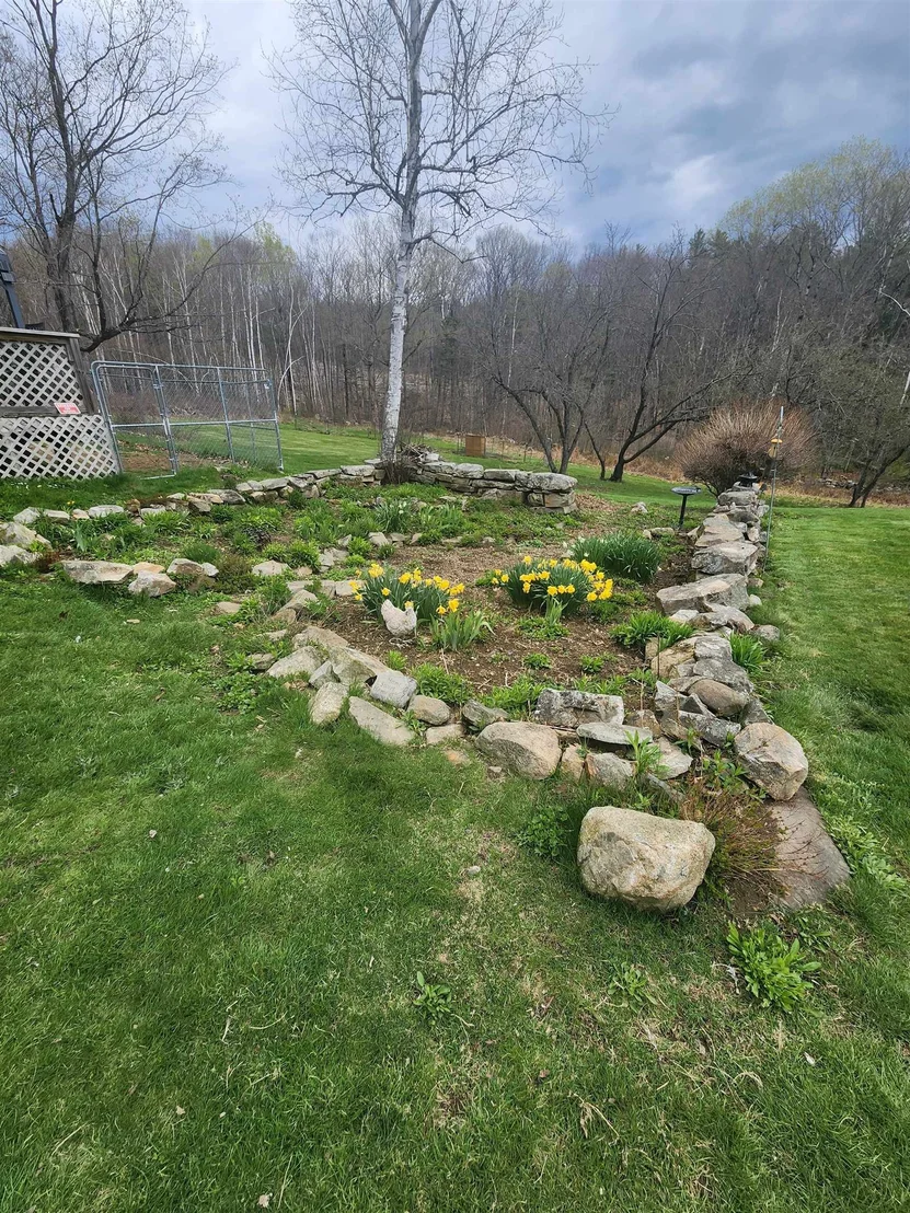 Photo of 27 Bear Pond