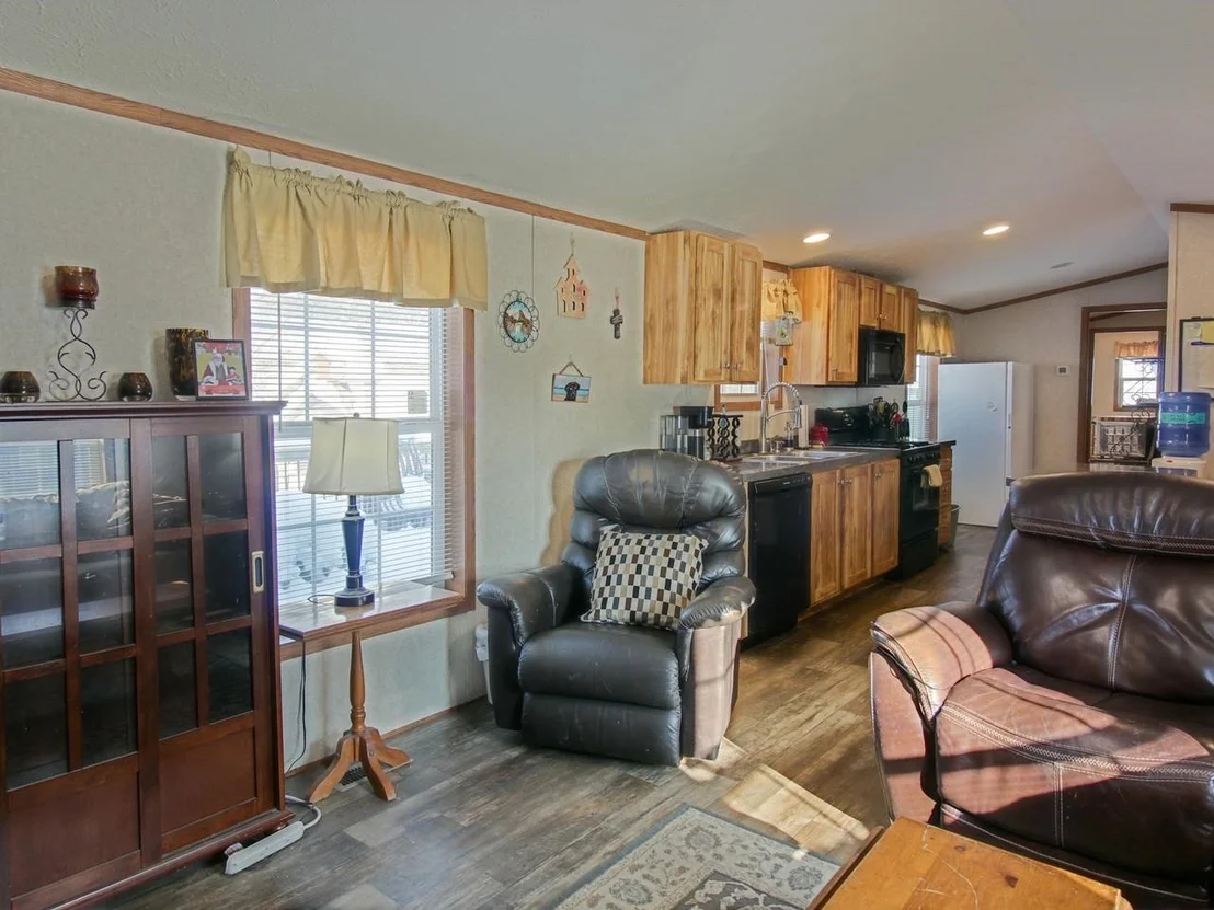 Photo of 141 Dewey