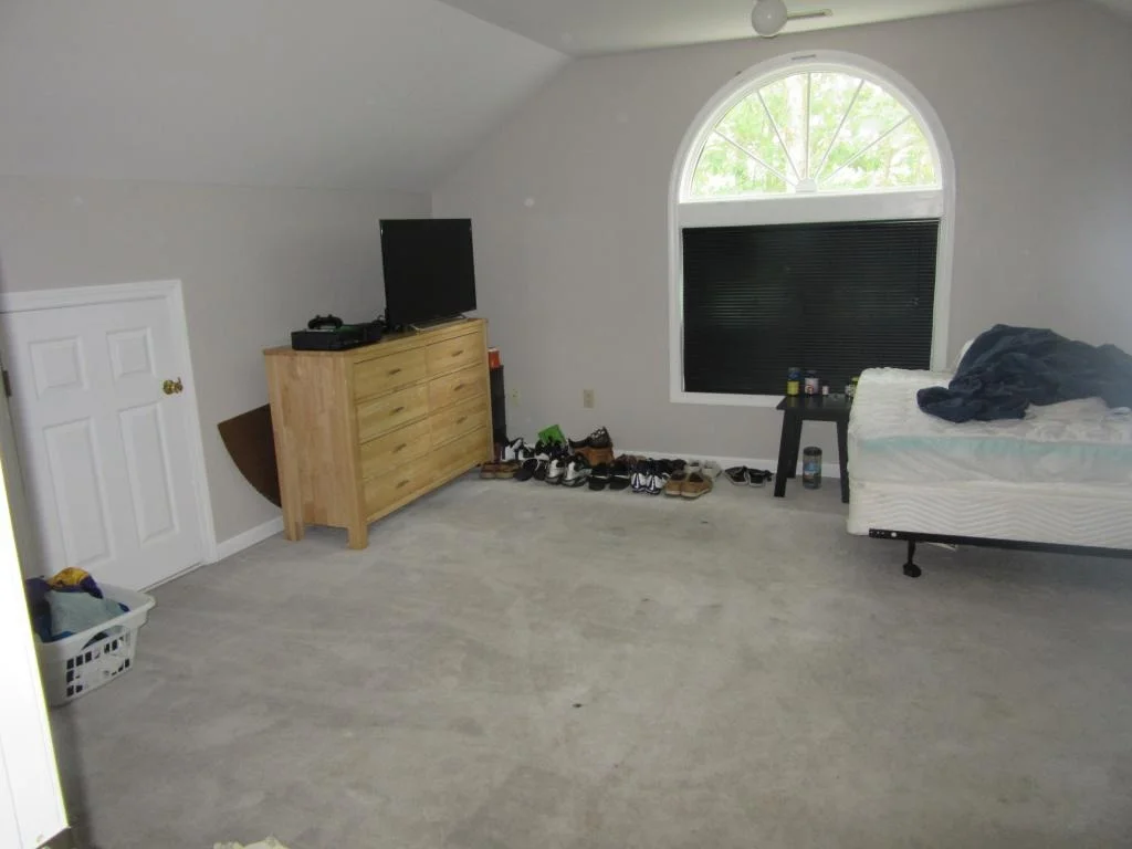 Photo of Unit 363 at 1465 Hooksett