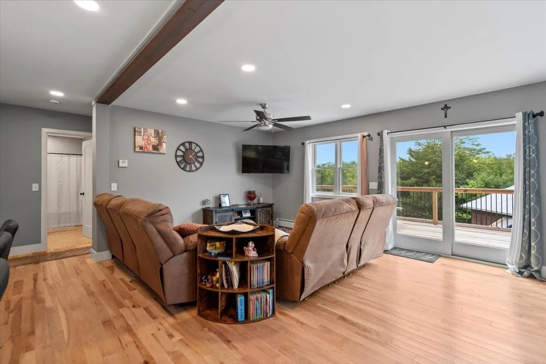 Photo of 454 Codding Hollow