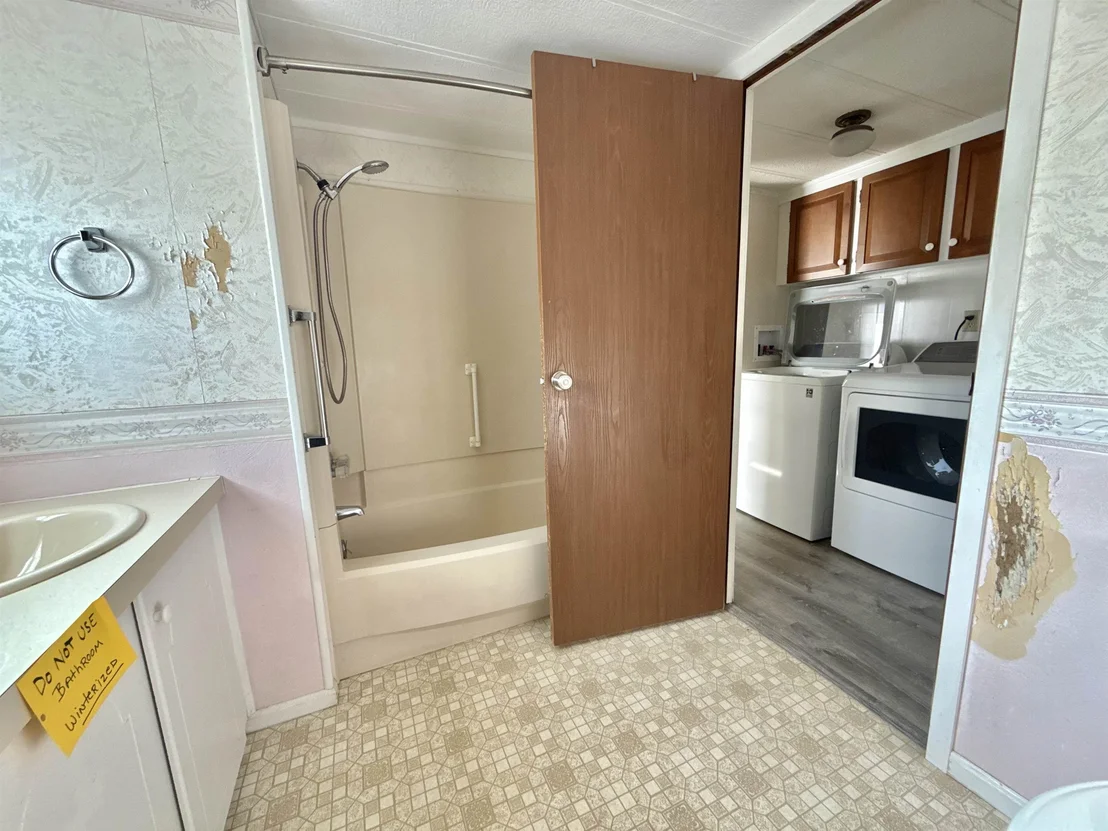Photo of Unit 33 at 81 Crampton