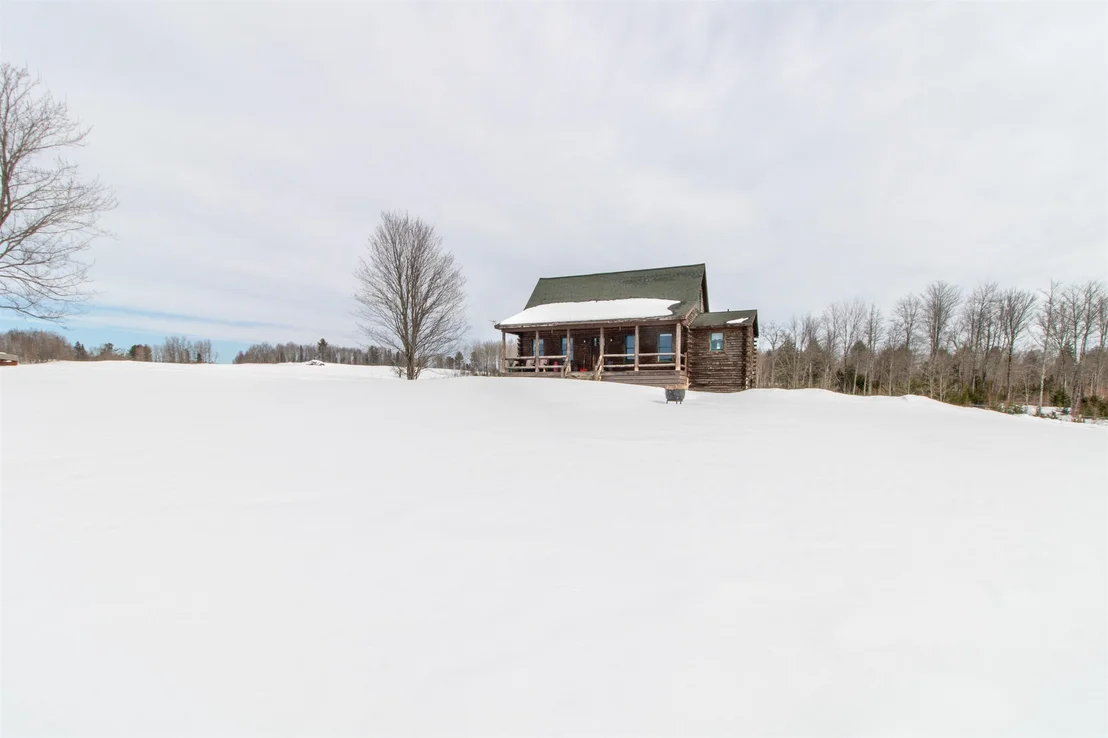 Photo of 00 Town Hill