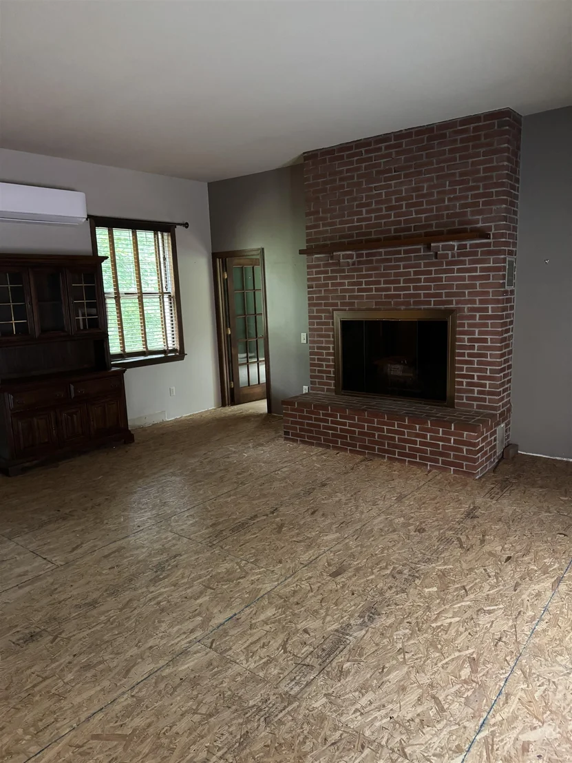 Photo of 43 Alehson