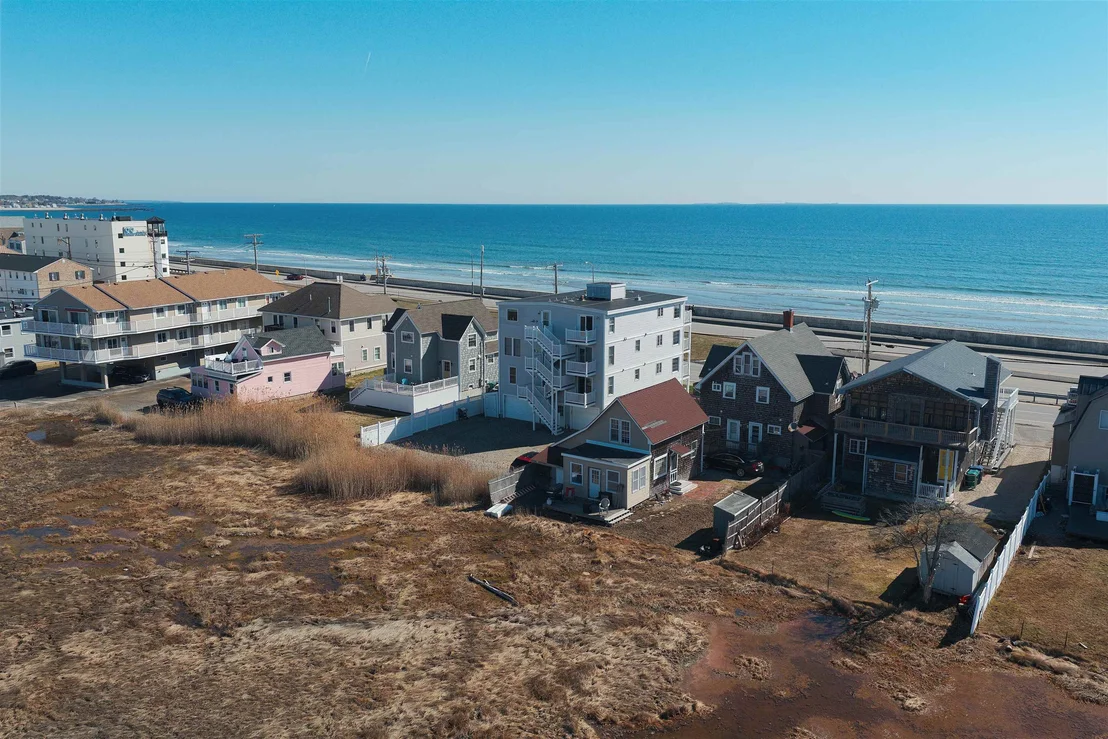 Photo of Unit 1 at 605 Ocean