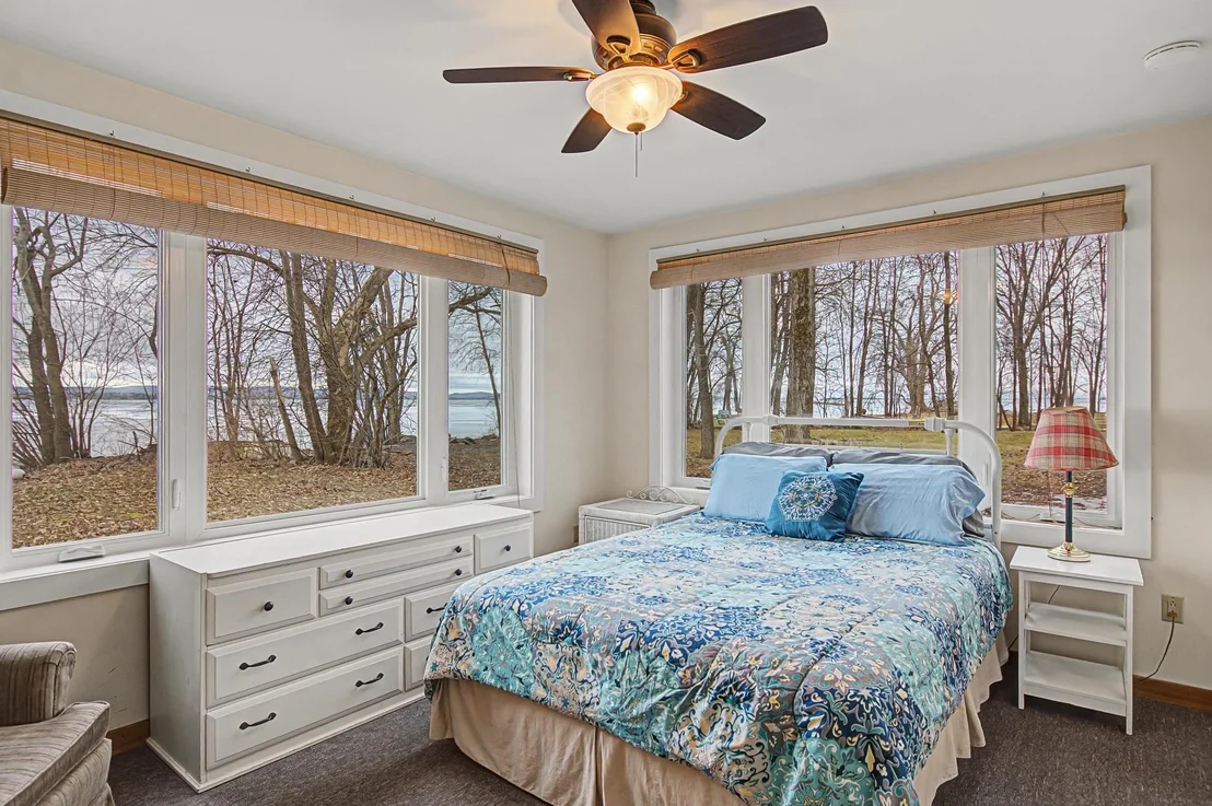 Photo of 87 Jayview