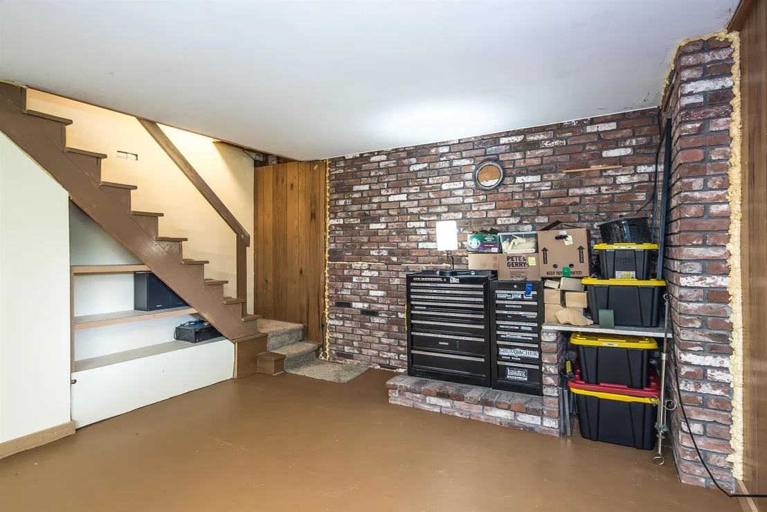 Photo of 819 Buttles