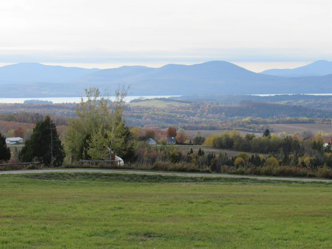 Photo of 2103 Herrick
