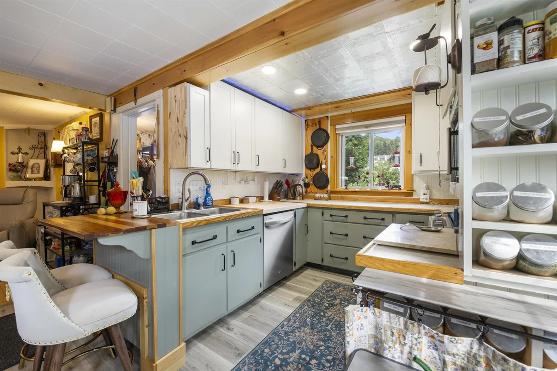 Photo of 38 Pershing