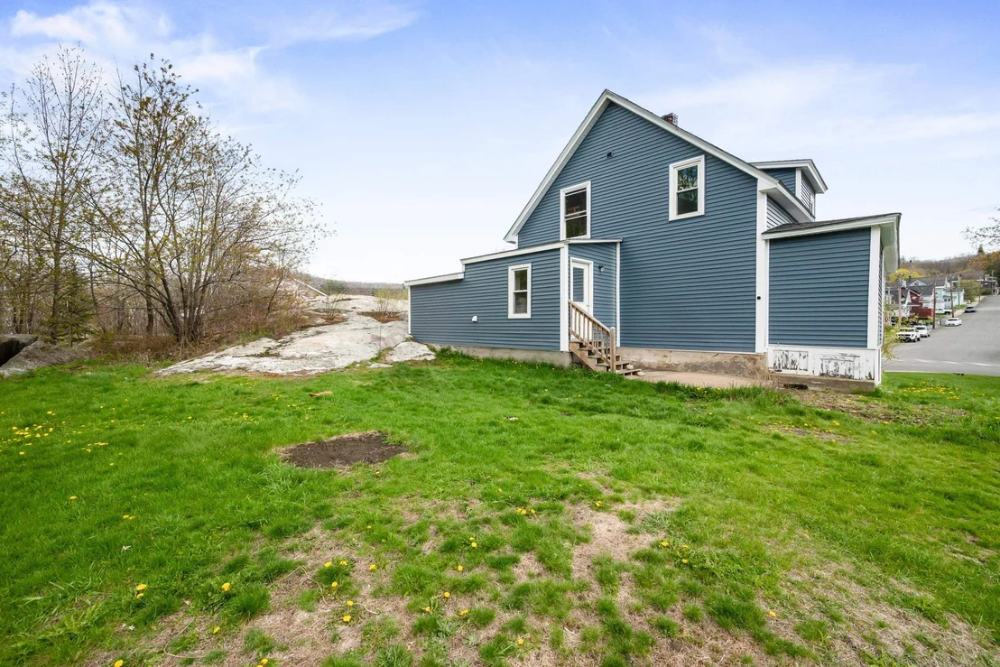 Photo of 193 Willow