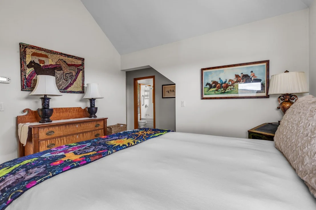 Photo of 109 Mountainside