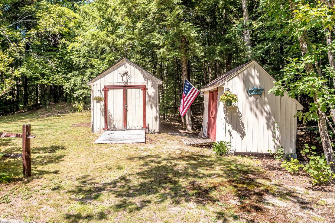 Photo of 141 Red Eagle Brook