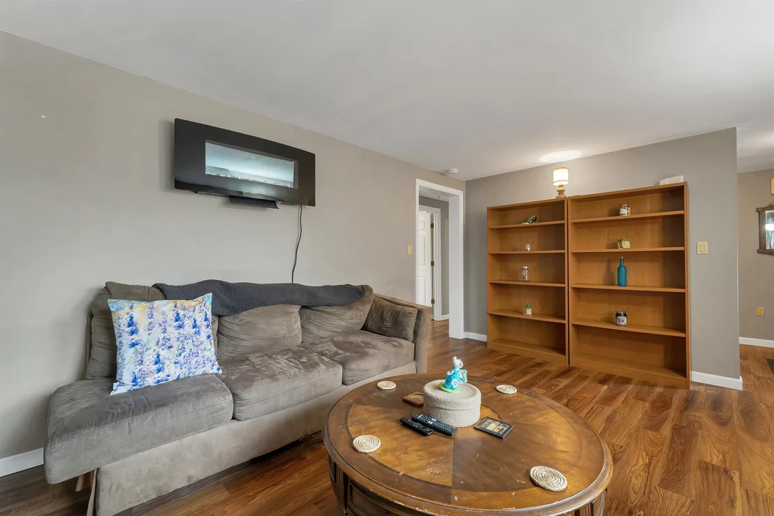Photo of 104 Ridgewood