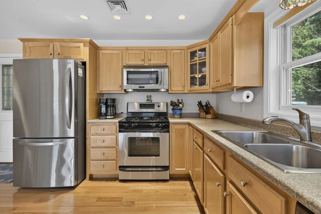 Photo of 536 Whitney