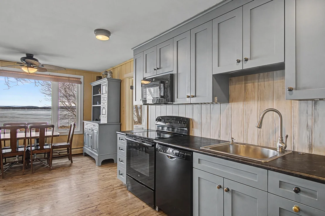 Photo of 87 Jayview