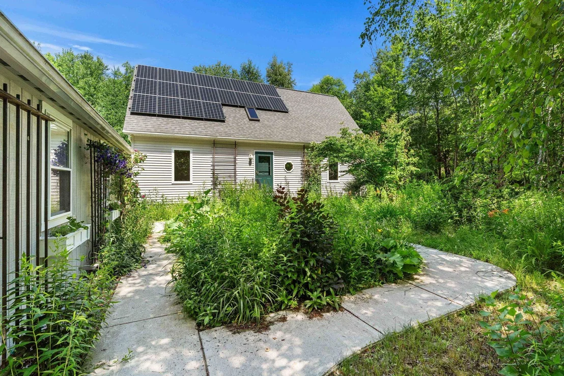 Photo of 33 Mountain View