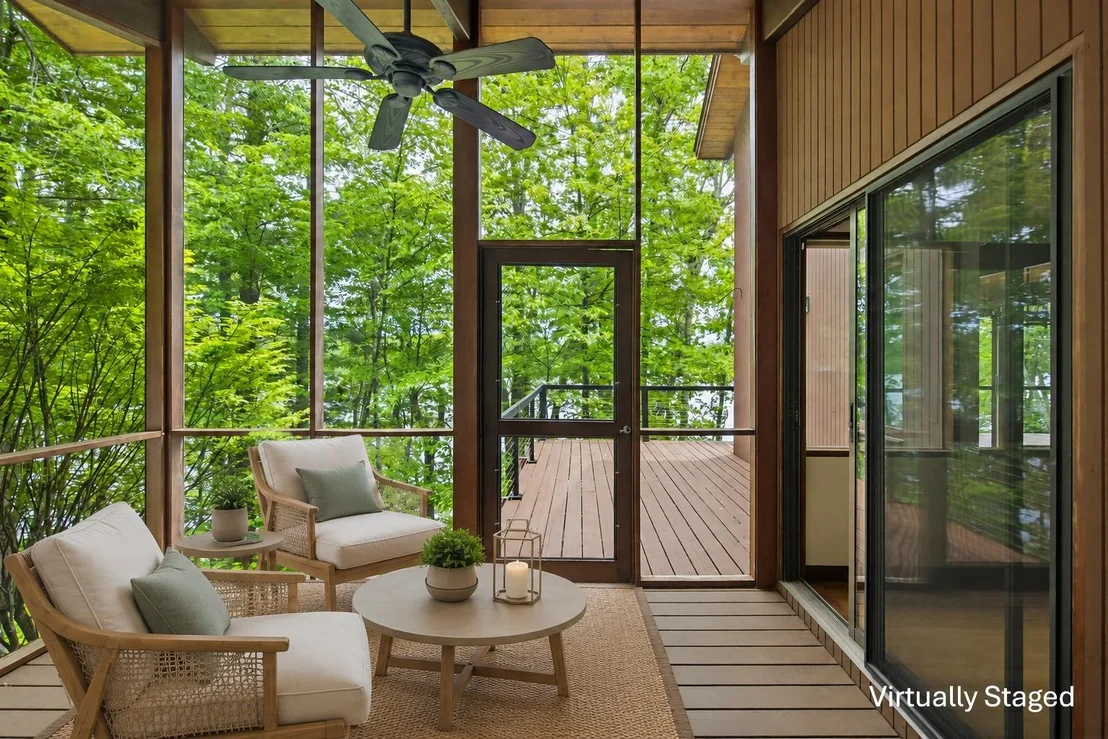 Photo of 18 Treehouse