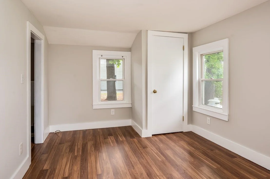 Photo of 348 Dover Point