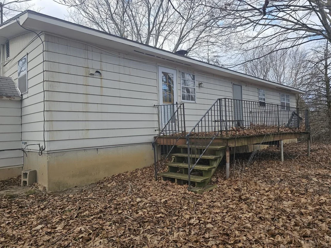 Photo of 3597 Lake