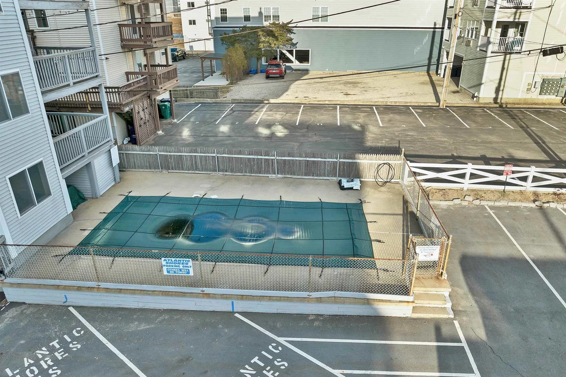 Photo of Unit N1 at 421 Ocean