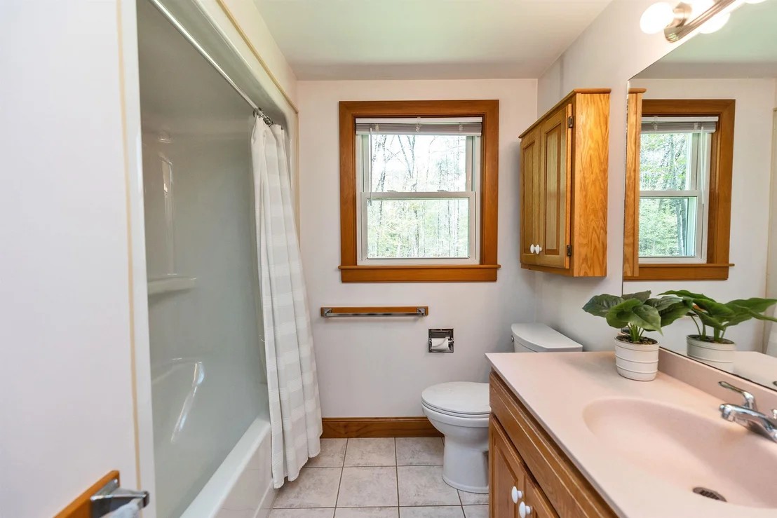 Photo of 78 Meadowcrest