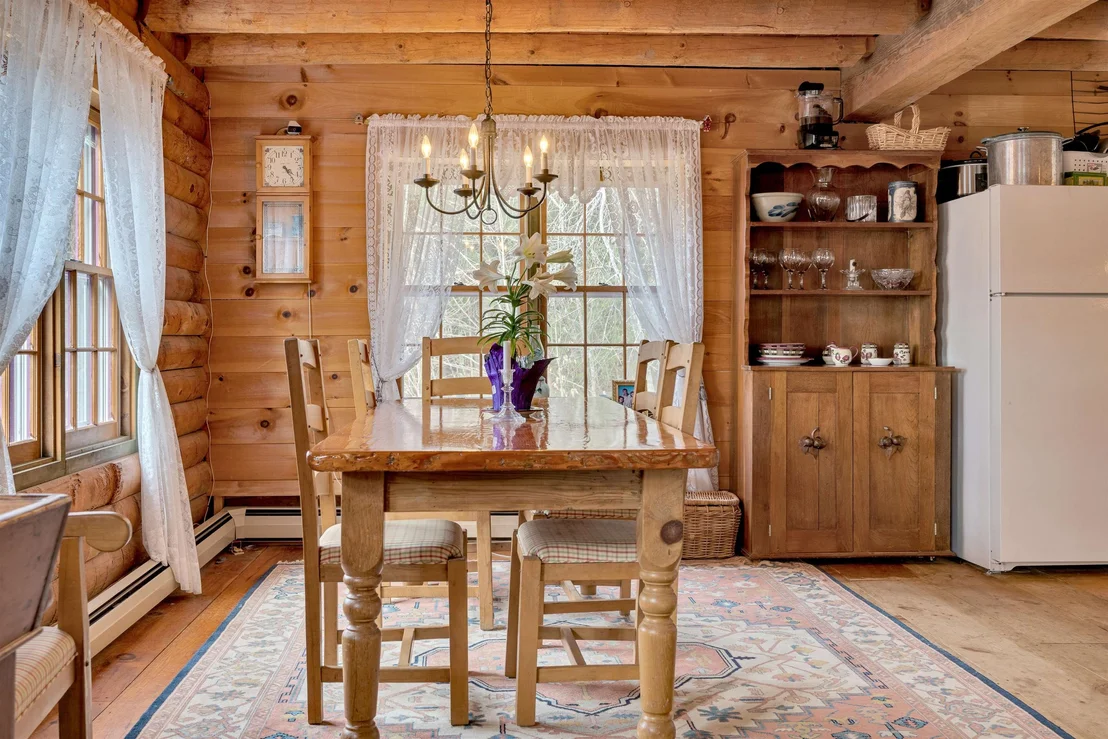 Photo of 211 Wood