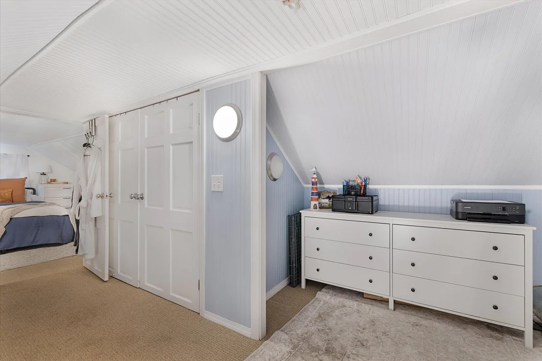 Photo of 19 Monadnock