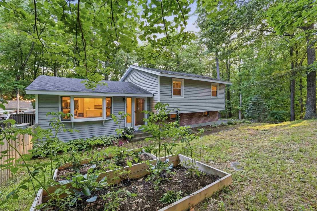 Photo of 65 Londonderry