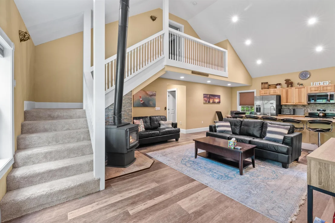 Photo of 177 Alpstrausse