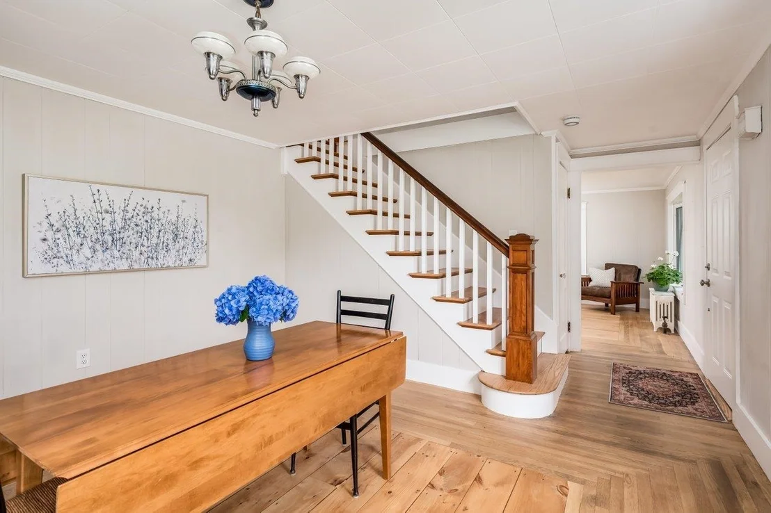 Photo of 354 Dover Point