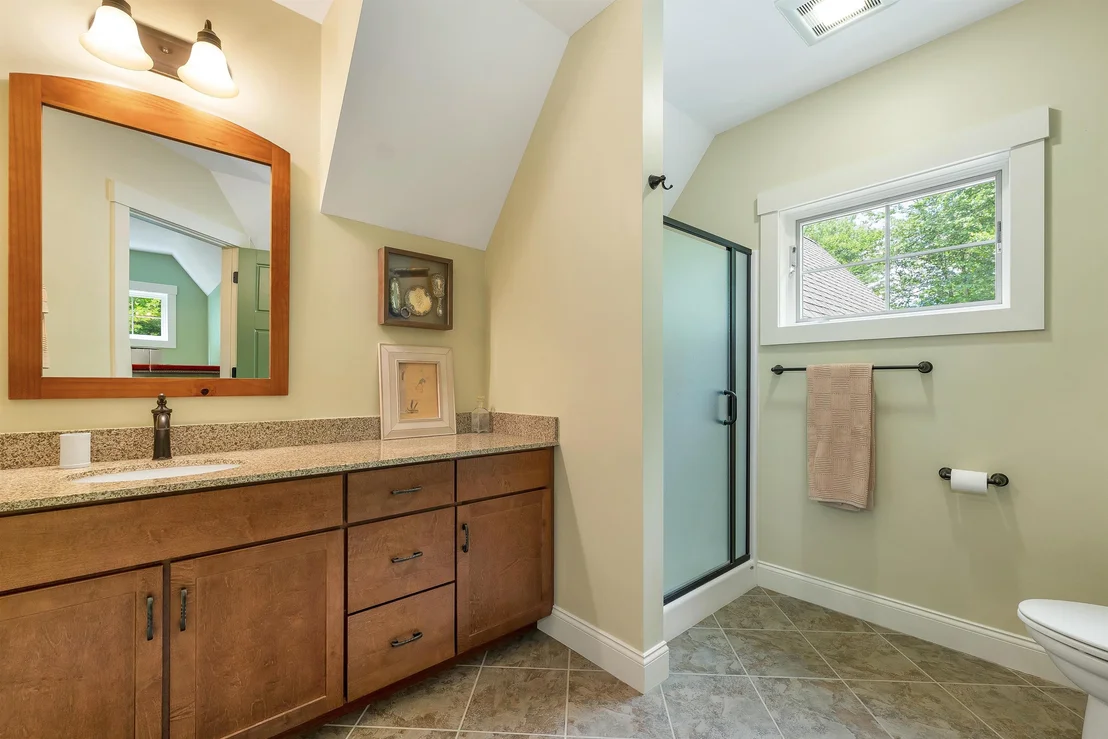 Photo of 42 Cascade Ridge