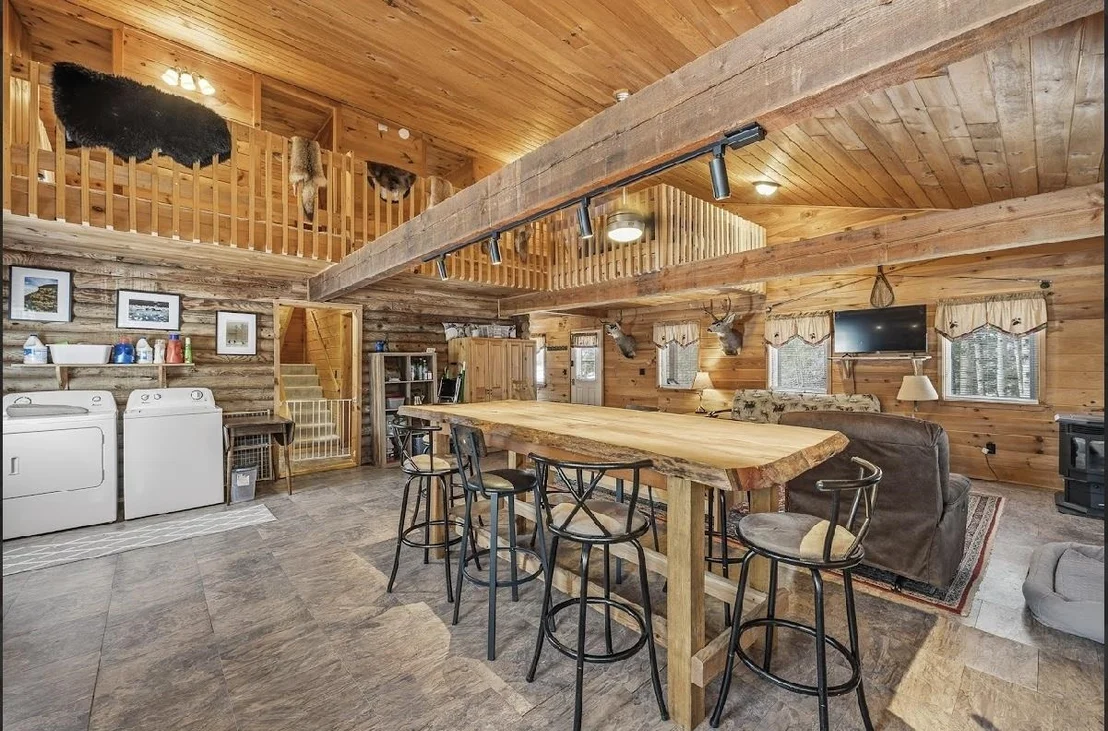 Photo of 2142 Halls Stream