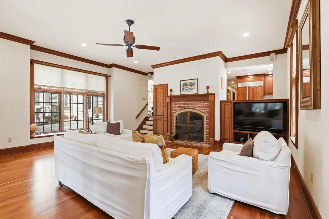 Photo of 63 Ridge