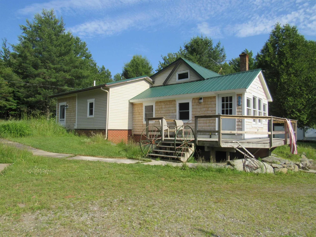 Photo of 21 Maple Hill
