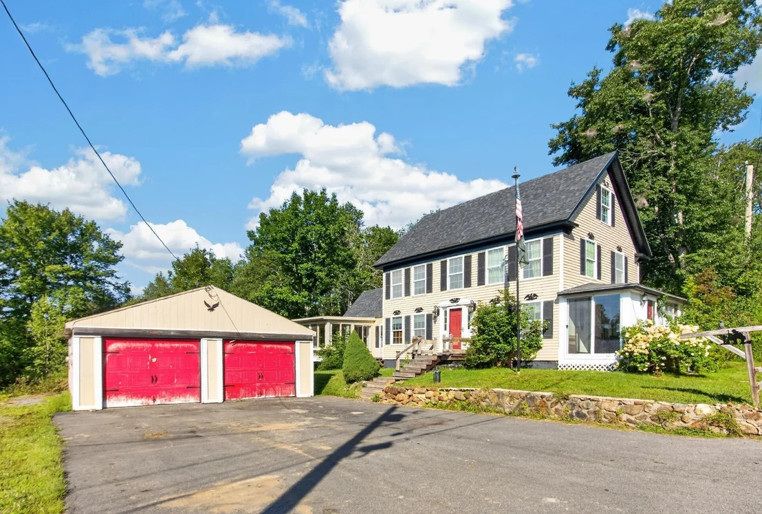Photo of 11 Old Towne