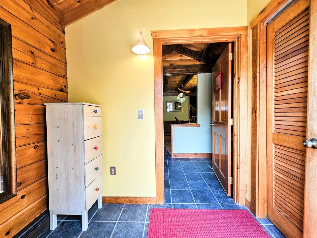 Photo of 1422 Merrifield