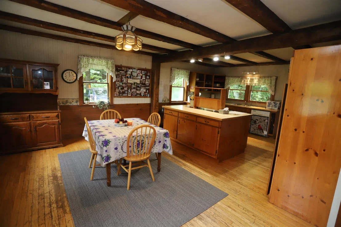 Photo of 1114 Sand Hill