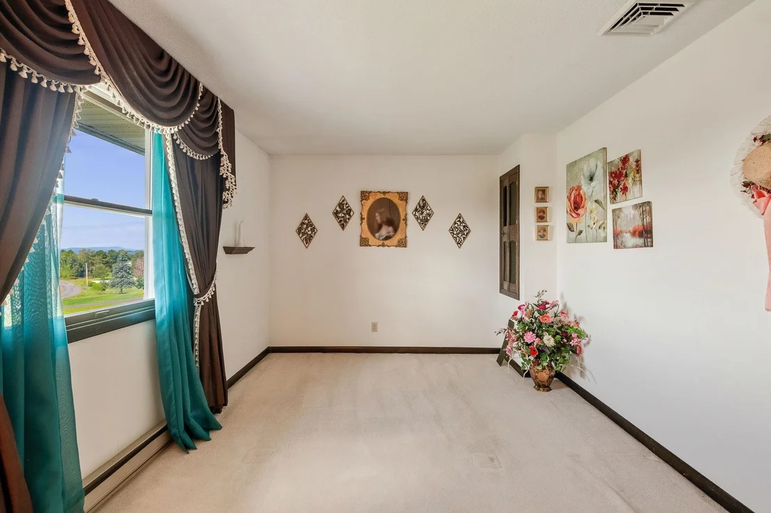Photo of 210 McLeod