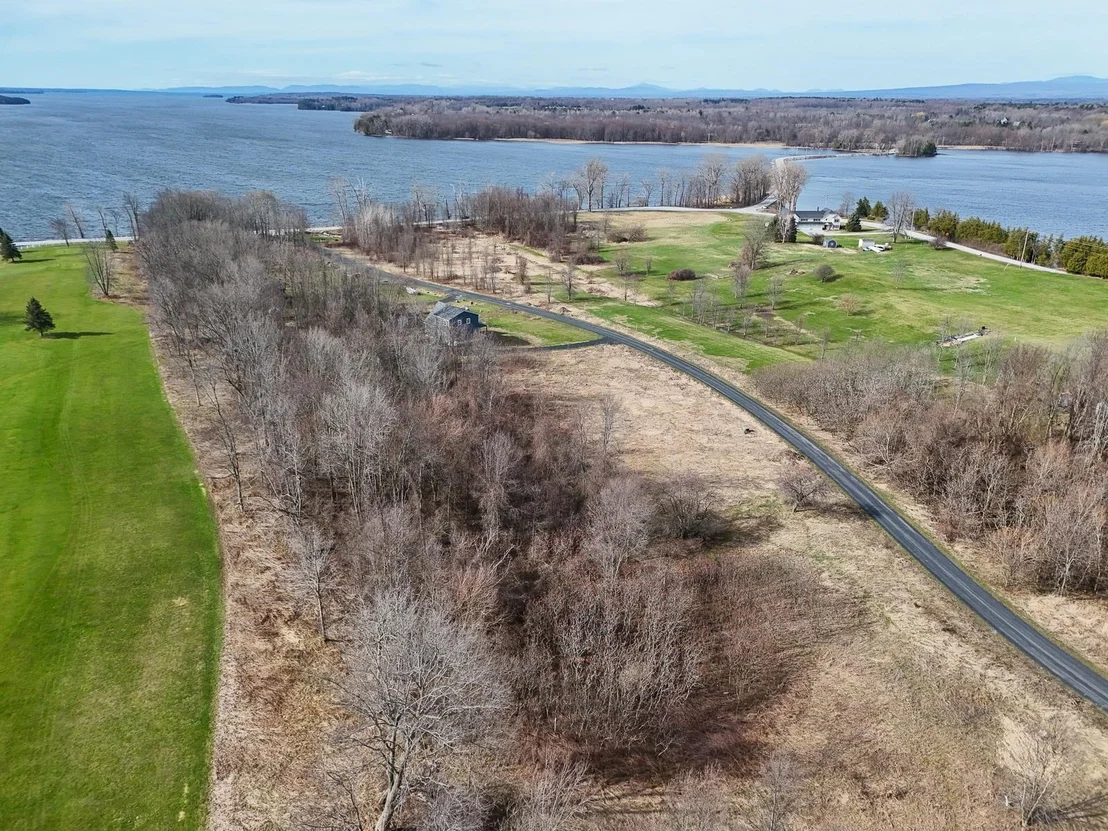 Photo of Unit LOT5 at 220 Terrapin