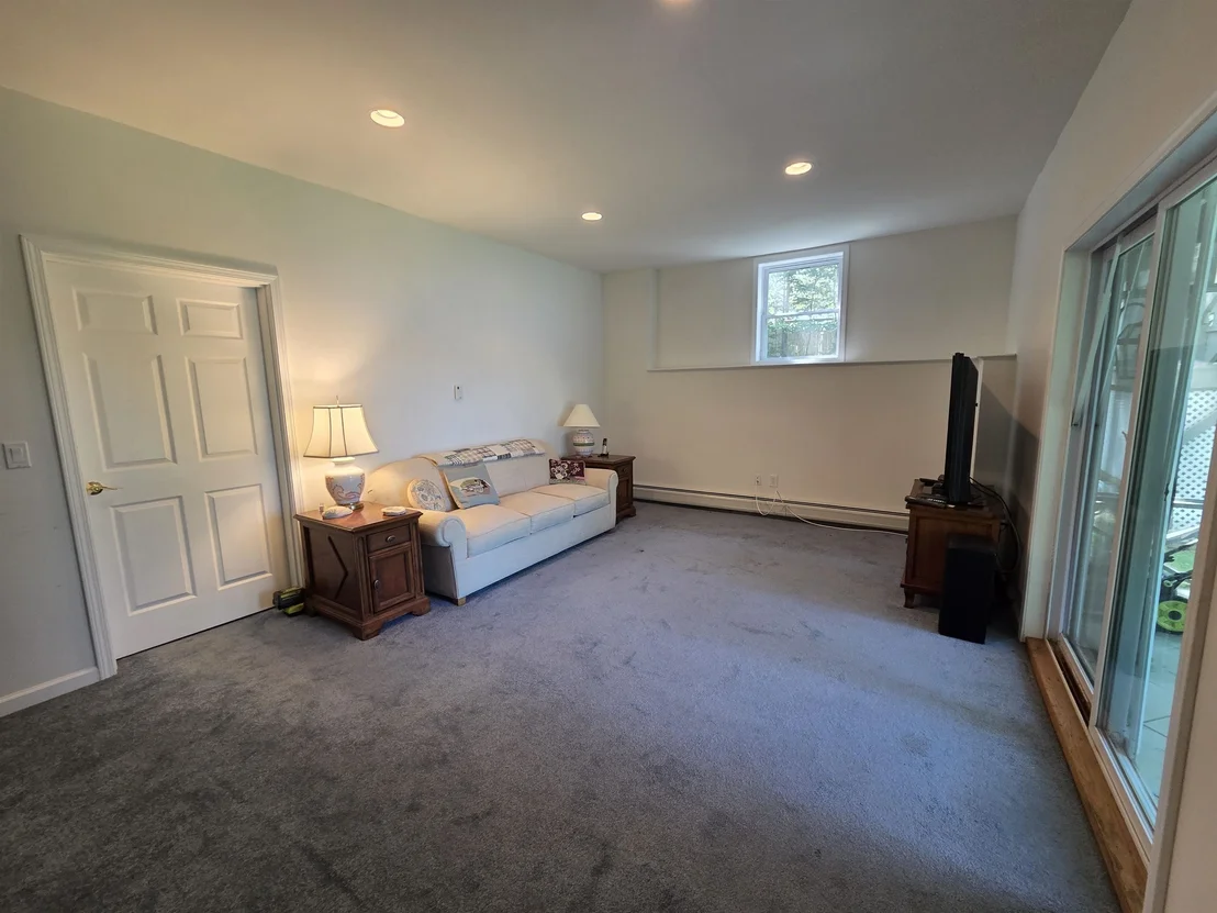 Photo of 70 Hawley