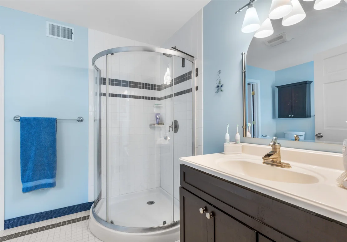 Photo of 408 Dubray
