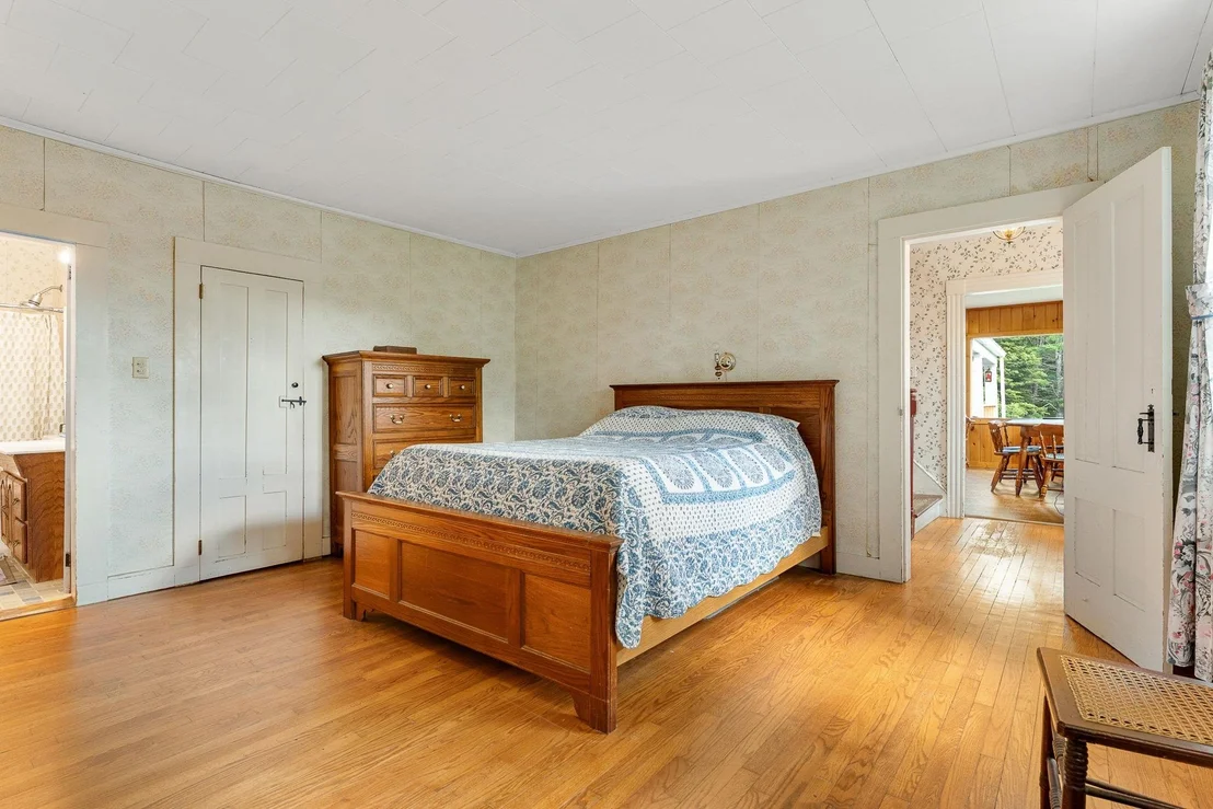 Photo of 373 Perham