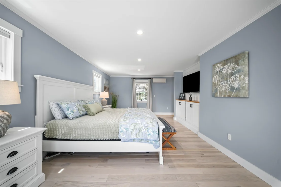 Photo of 232 Dover Point