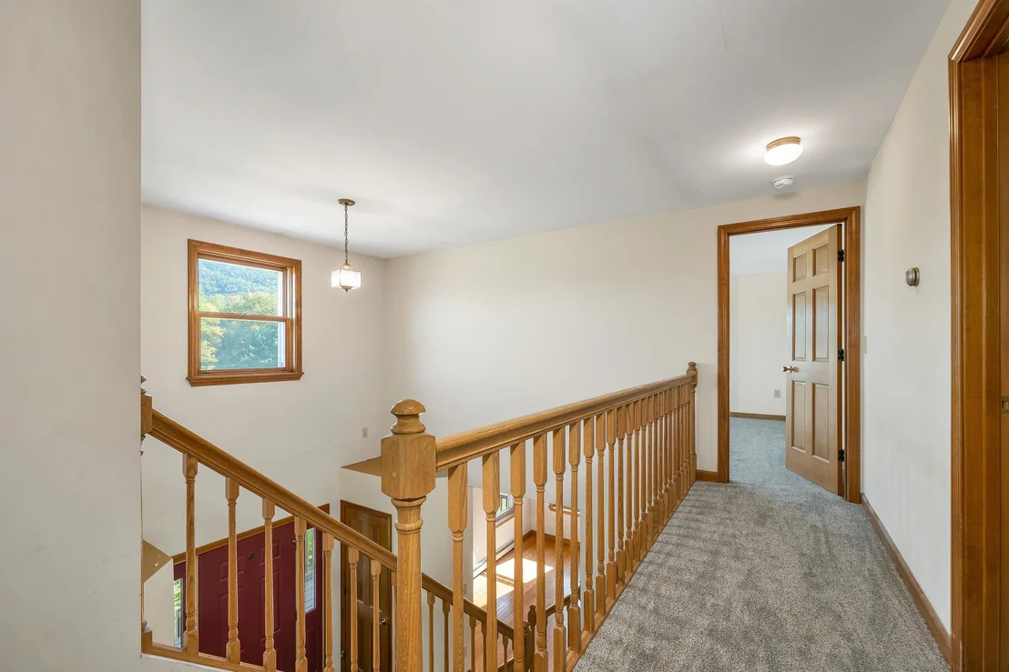 Photo of 952 Plains