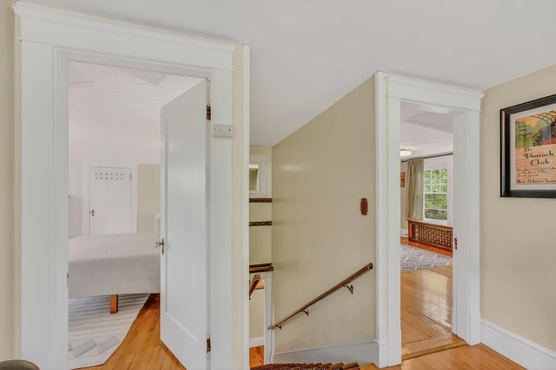 Photo of 905 Main