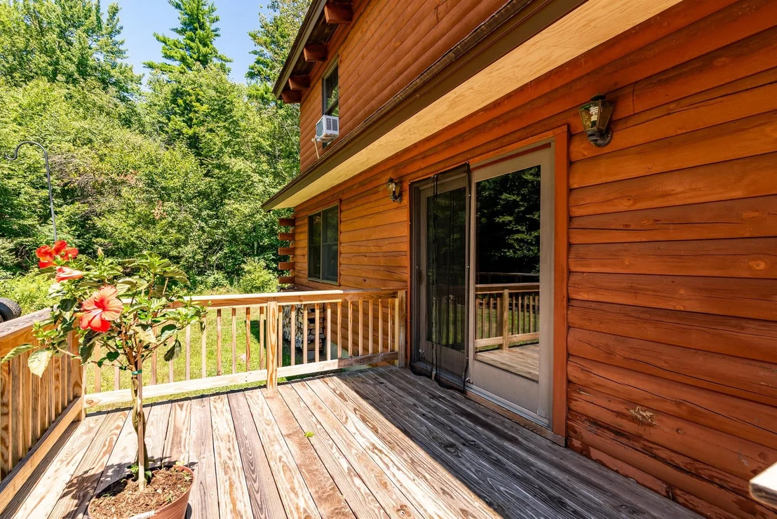 Photo of 708 2Nd Crown Point