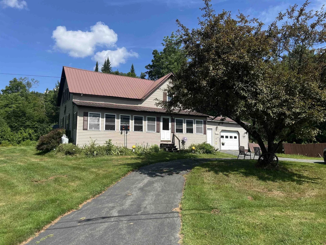 Photo of 1230 Roaring Brook