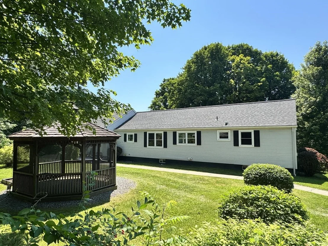 Photo of 240 Jericho