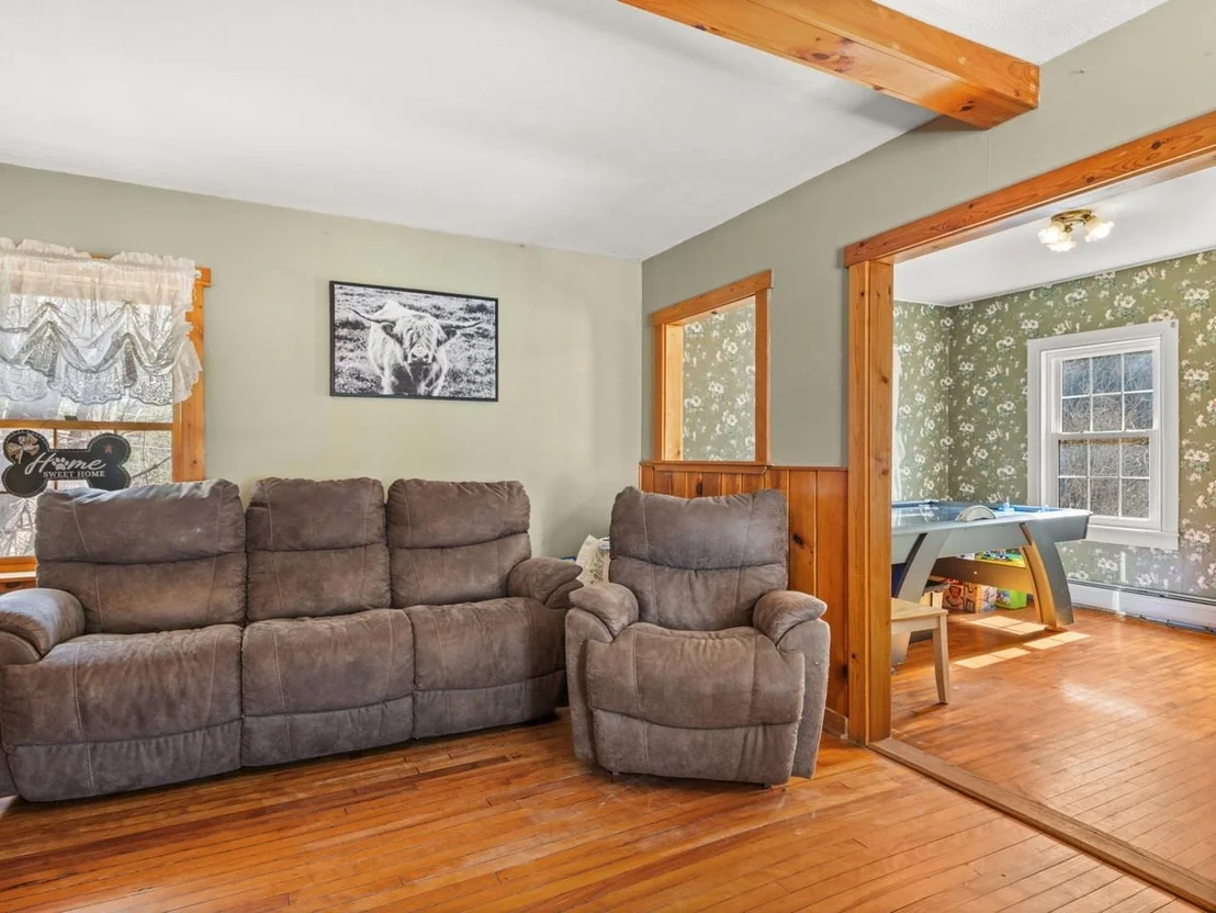 Photo of 2147 North Williston